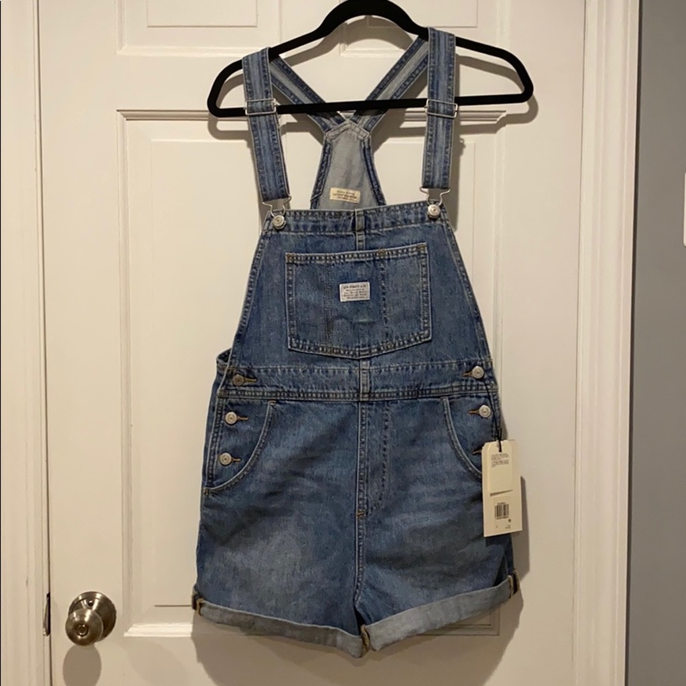 NWT Levi’s vintage shortalls